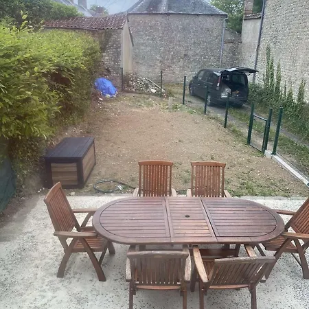 Entre Histoire Et Marais - Proche